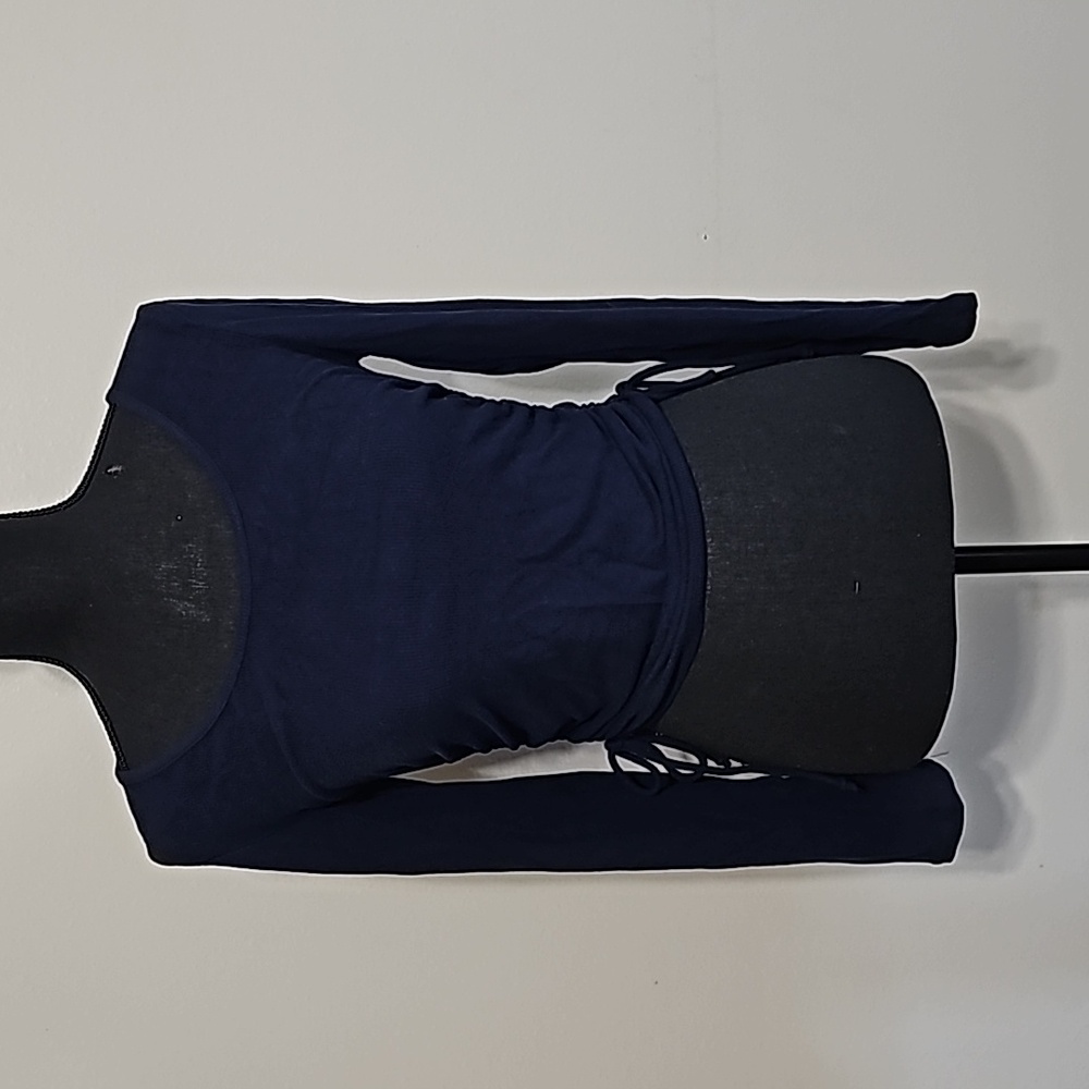 3 for $10 💙 Navy Ribbed Crop Top Long Sleeve Size Medium